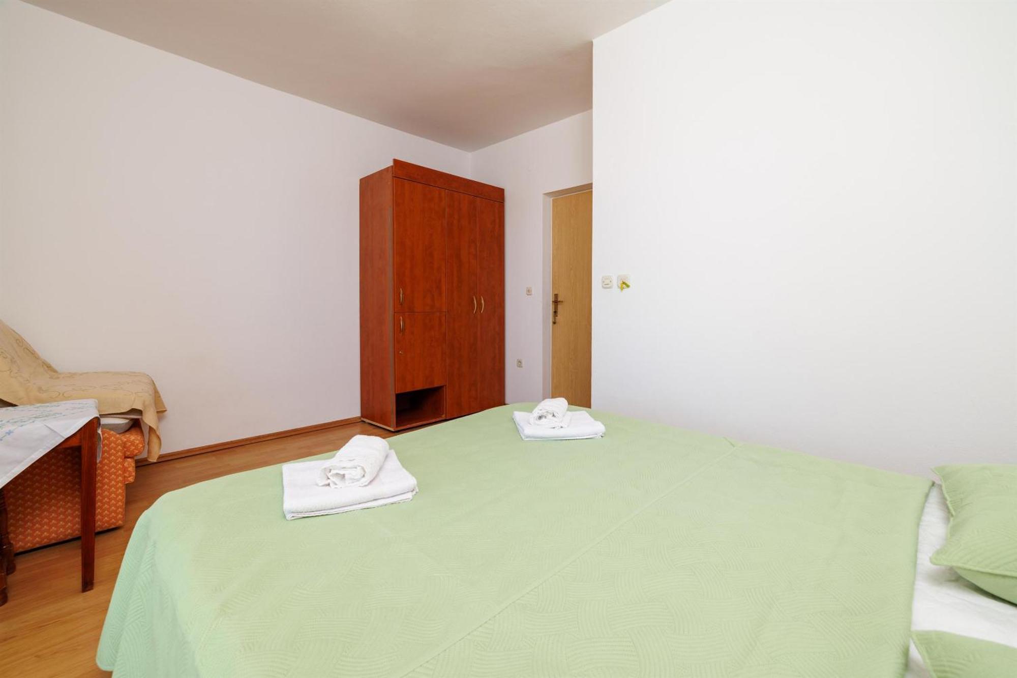 Rooms Mande Banjol Exteriör bild